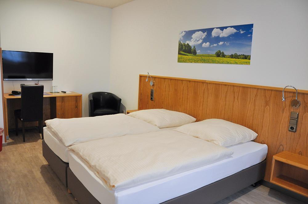 Garni Hotel Alber Marktl Exterior foto